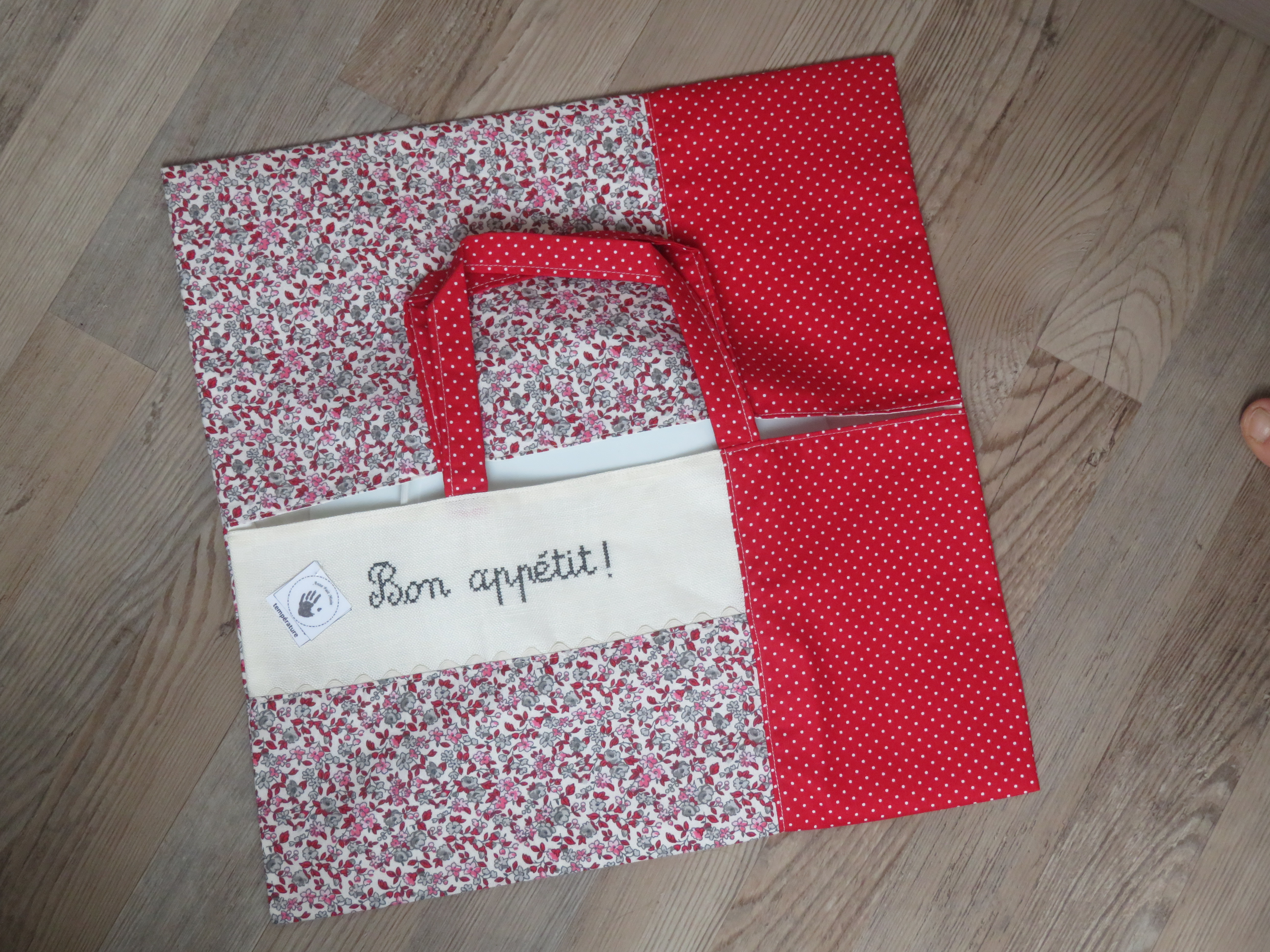 SAC-A-TARTE-051 photo n°2